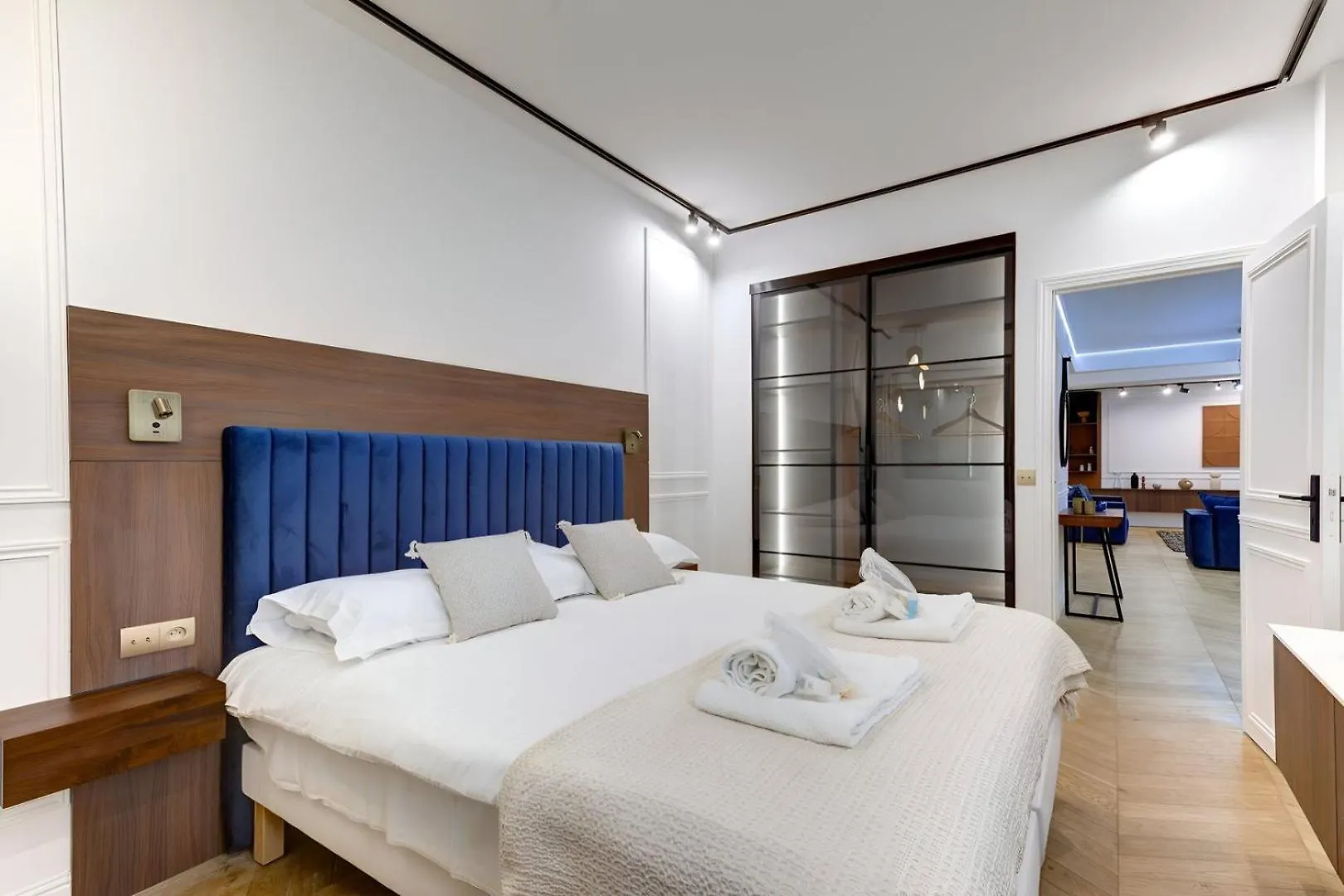 Apartment Bluestay 165 - Spacieux Appartement A Paris
